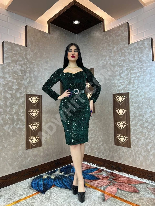 فستان نسائي