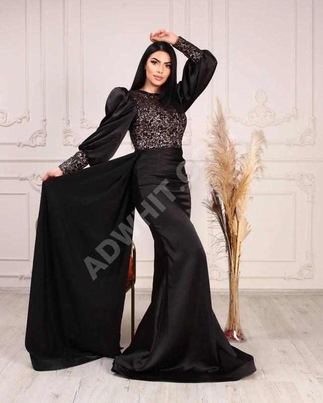 فستان نسائي