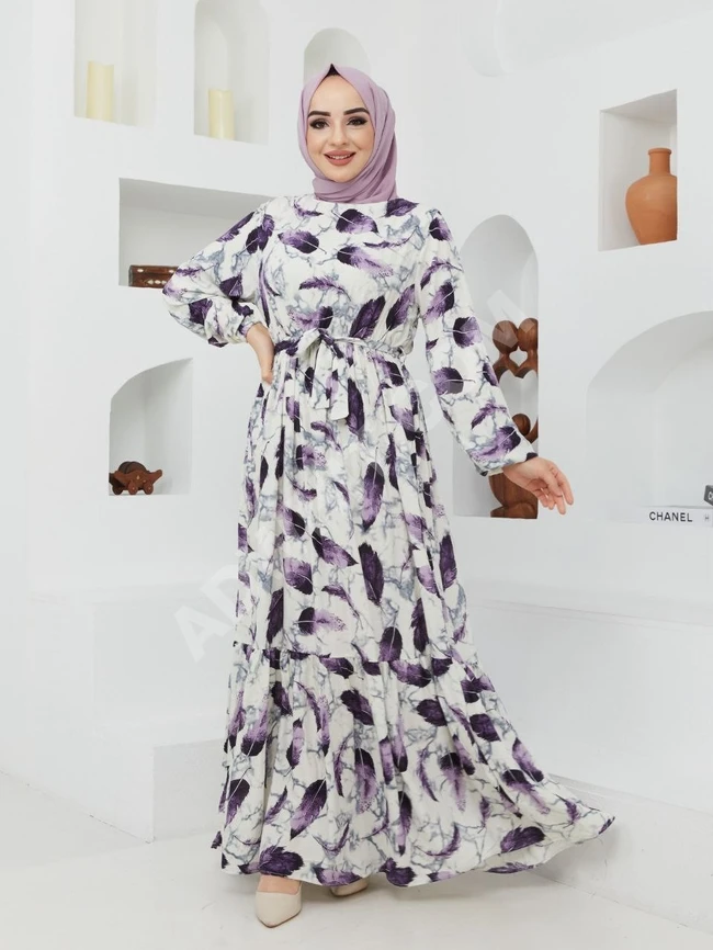 فستان نسائي