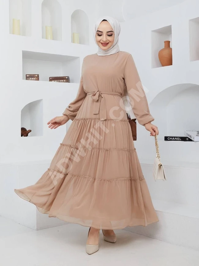 فستان نسائي