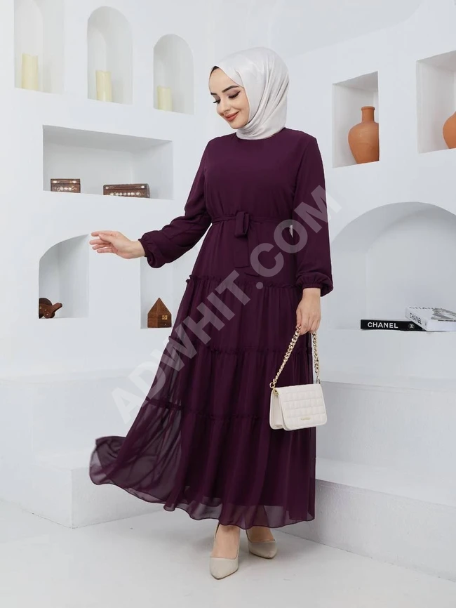 فستان نسائي