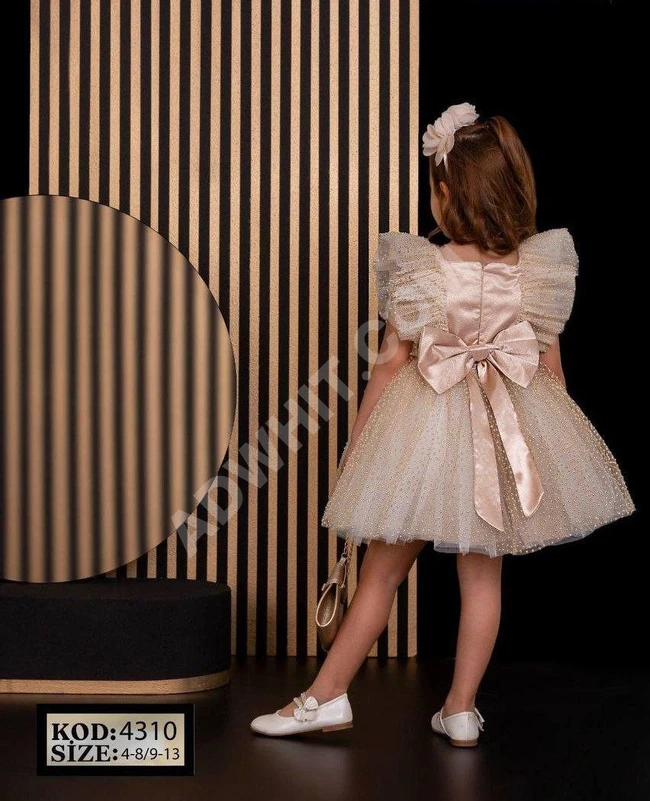 فستان بناتي