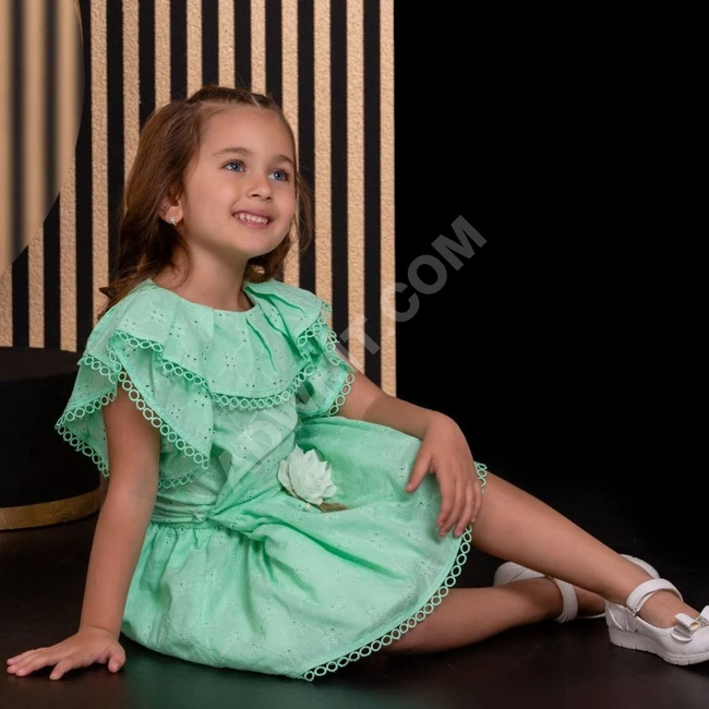 فستان بناتي