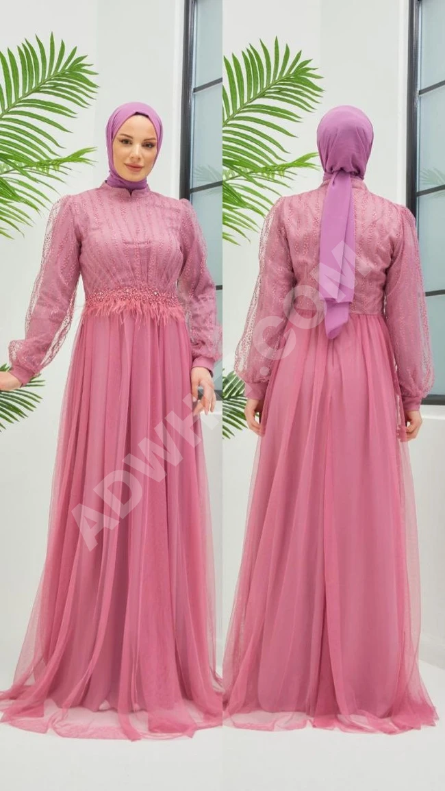 فستان نسائي