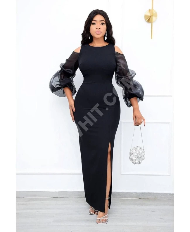 فستان نسائي