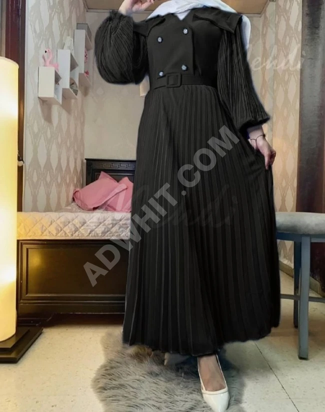 فستان نسائي