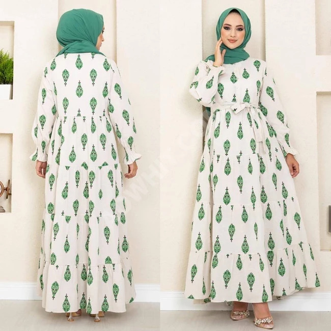 فستان نسائي