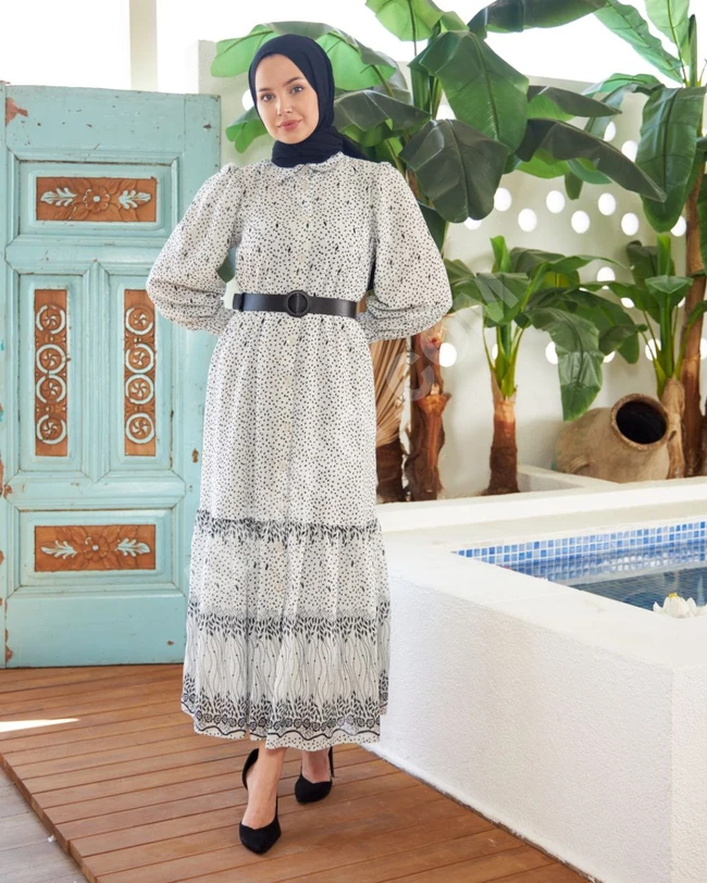 فستان نسائي