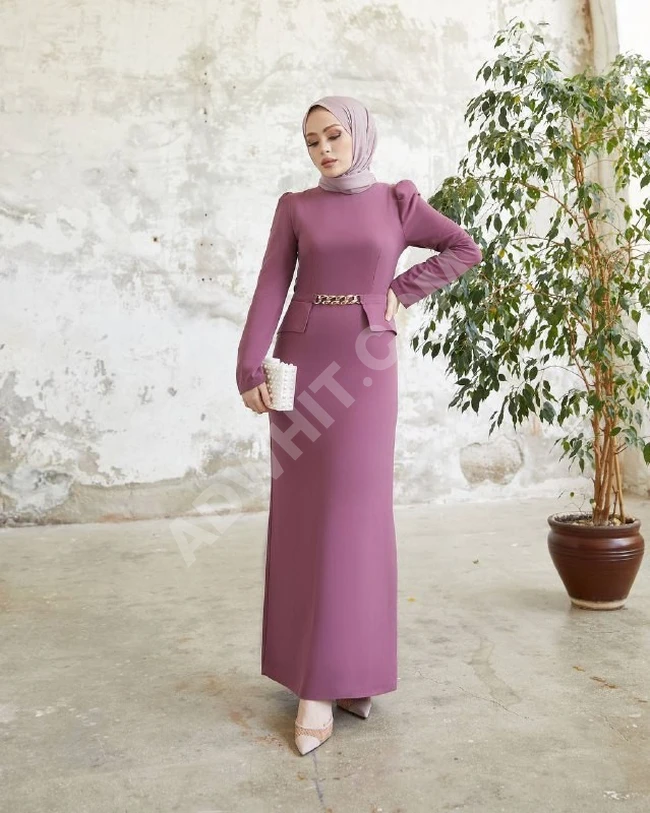 فستان نسائي