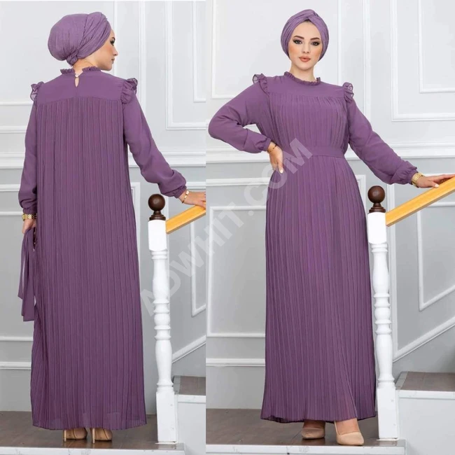 فستان نسائي