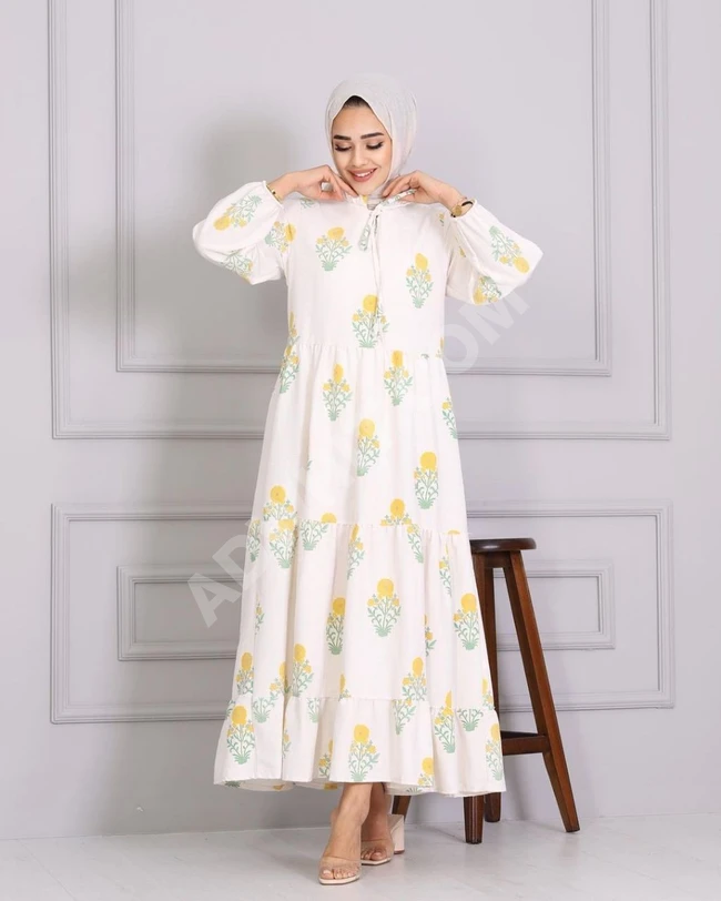 فستان نسائي