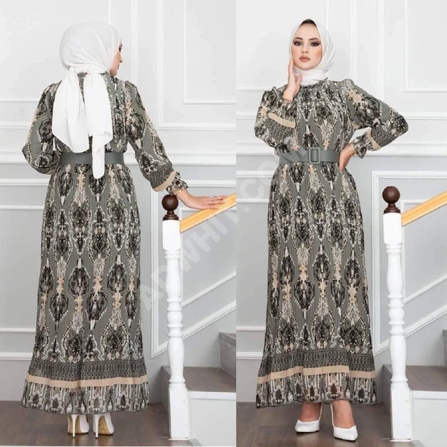 فستان نسائي