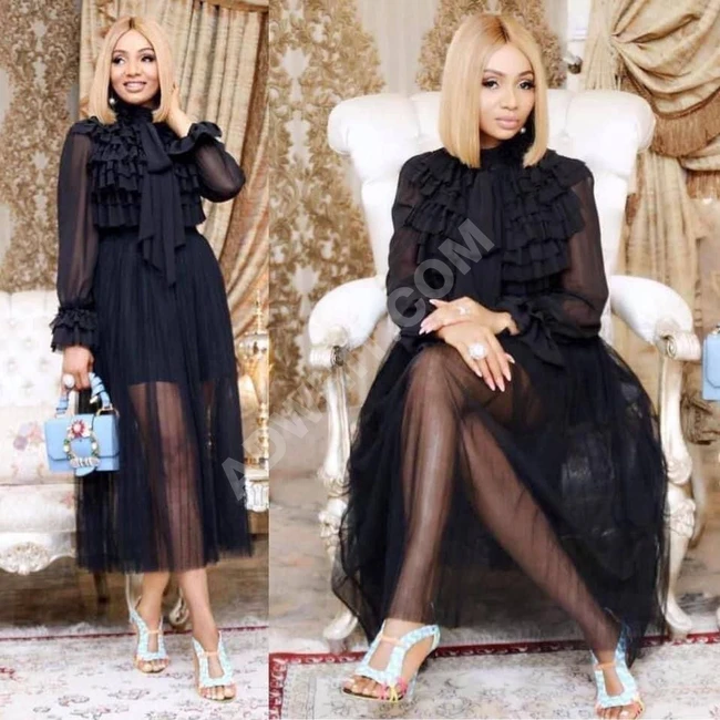 فستان نسائي