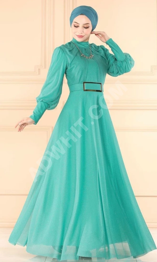 فستان نسائي