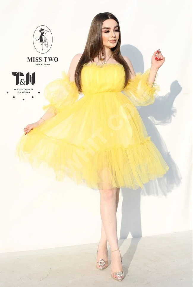 فستان نسائي