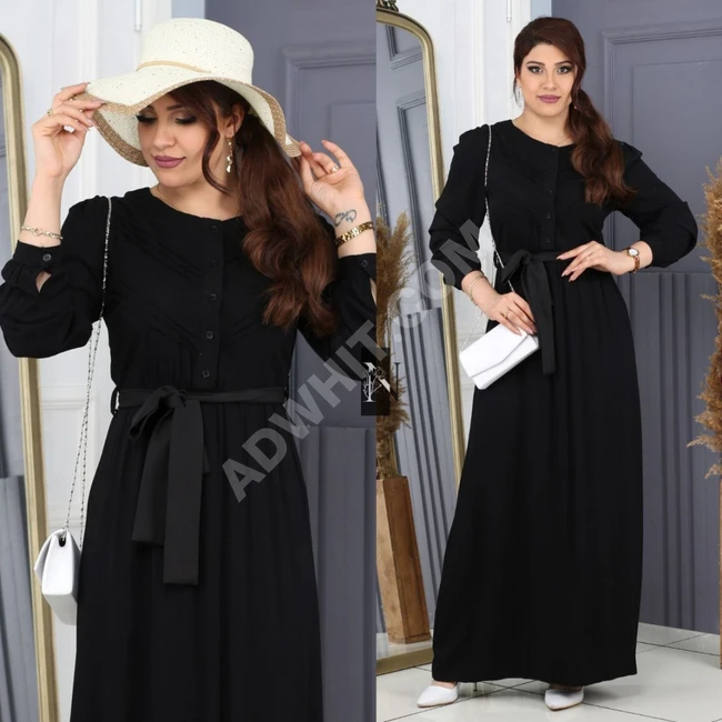 فستان نسائي