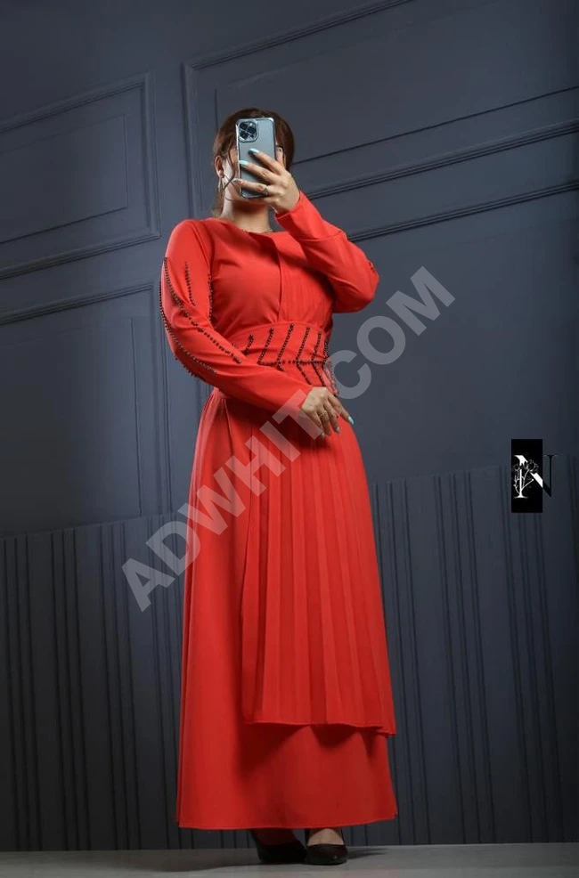 فستان نسائي