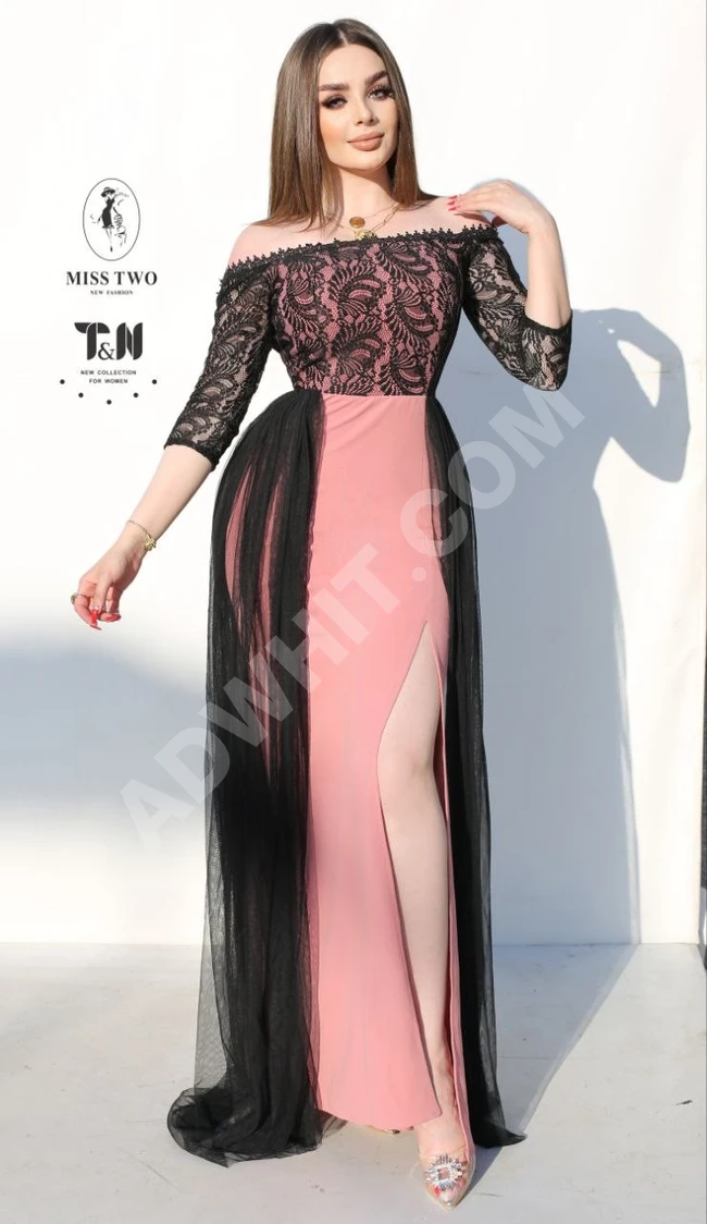 فستان نسائي