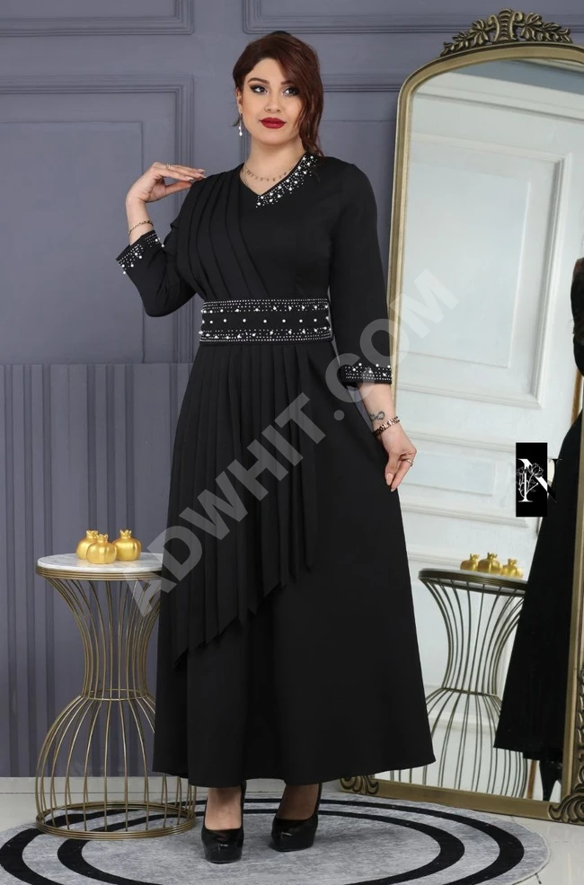 فستان نسائي