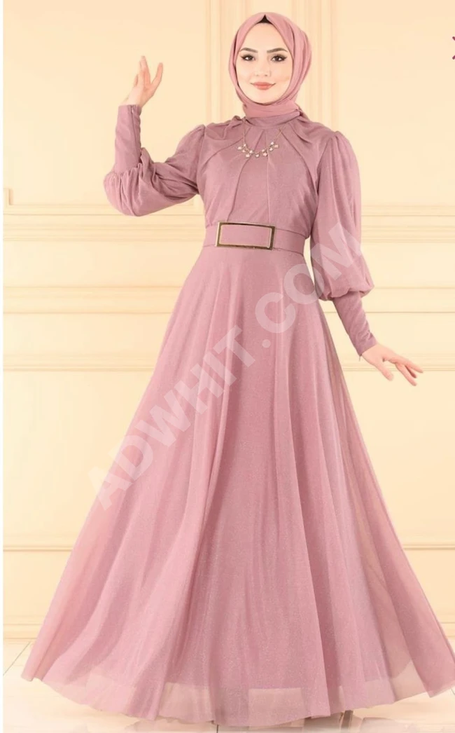 فستان نسائي