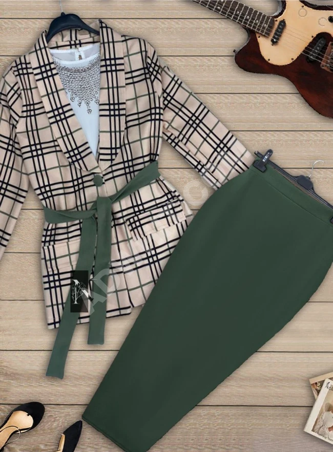 طقم نسائي 3 قطع