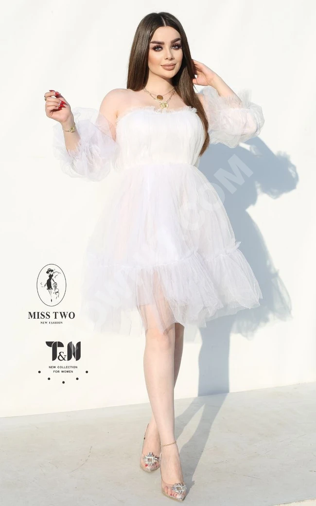 فستان نسائي