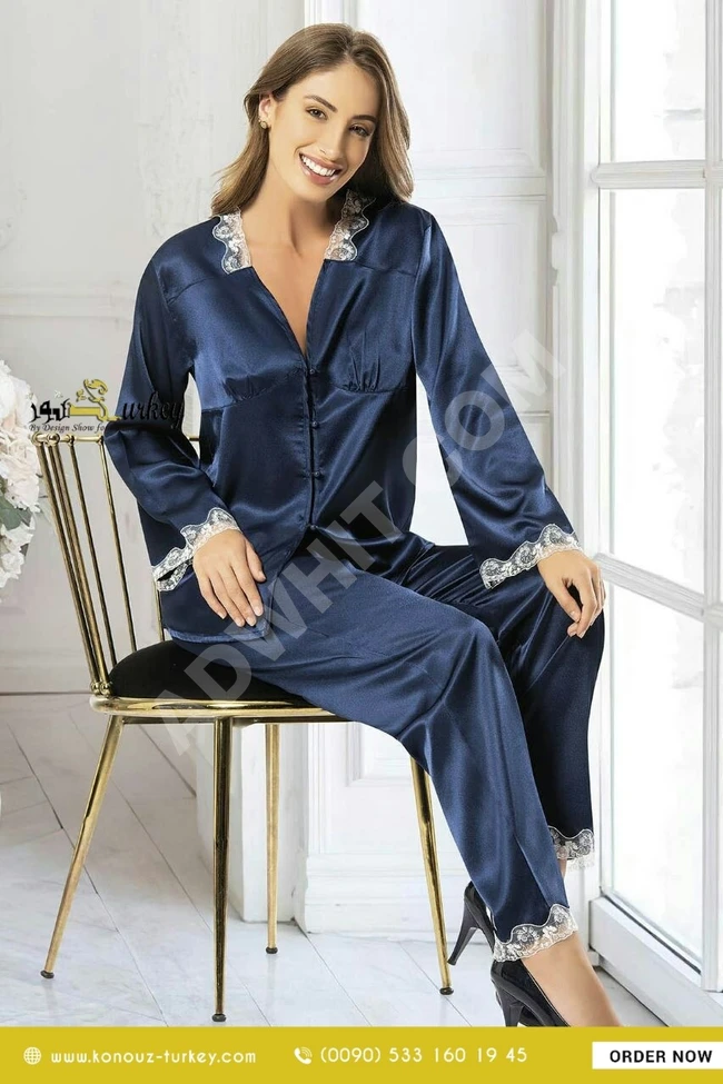 بيجامة ساتان