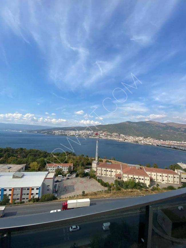 Bursa ilinde satılık deniz manzaralı ultra lüks 5+1 dubleks daire