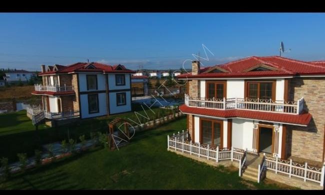 Luxurious 4 bedroom villa 850m2 in the city center surrounded by nature