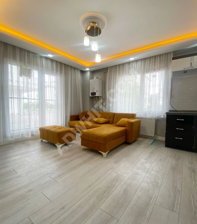 Beylikdüzü'nde 1+1 lüks eşyalı daire