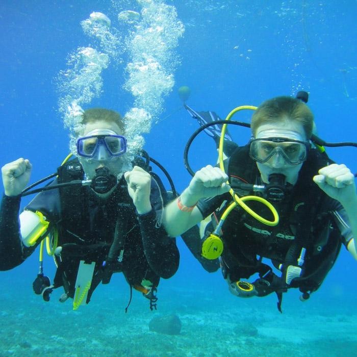 تعلم الغوص في إسطنبول Scuba Dalis Egitimi Istanbul تركيا ادويت
