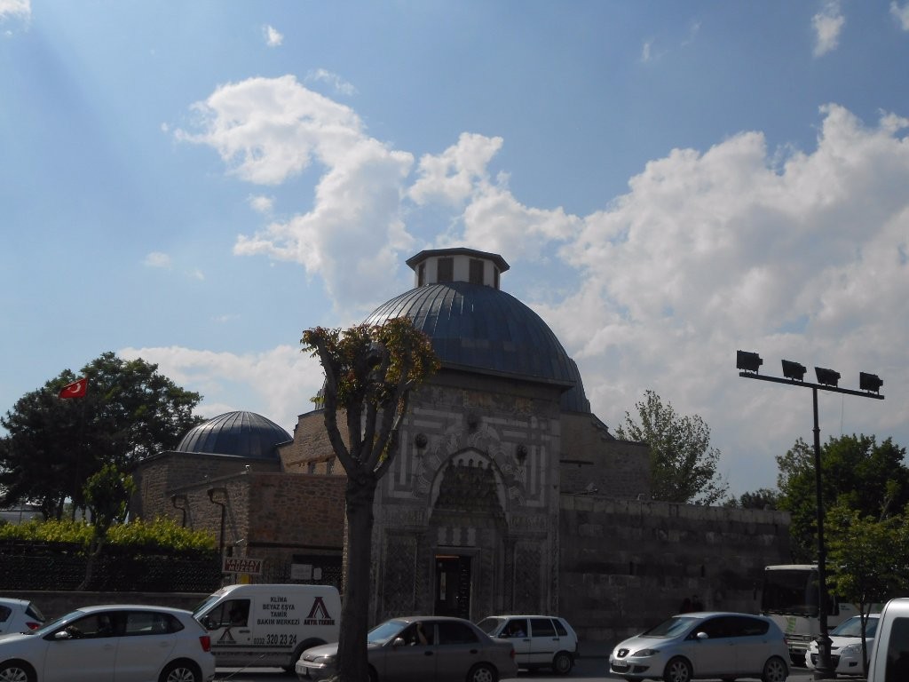 نتيجة بحث الصور عن متحف مدرسة كاراتي قونية تركيا