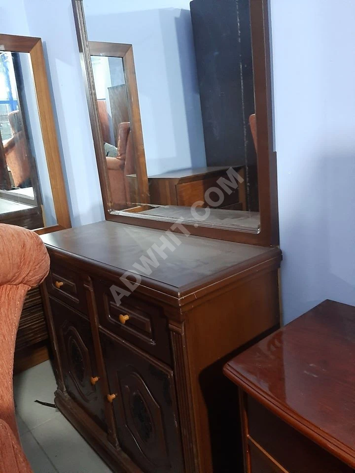 غرفة نوم مستعملة للبيع السعر 1000 ليرة تركية تركيا ادويت