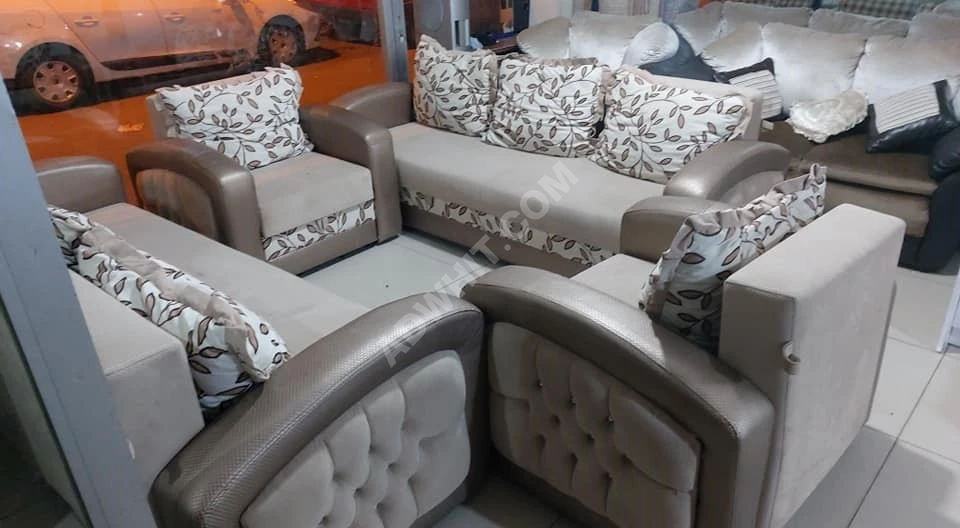 طقم غرفة جلوس مستعمل للبيع السعر 850 ليرة تركية تركيا ادويت