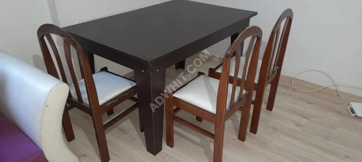 price of used dining room set